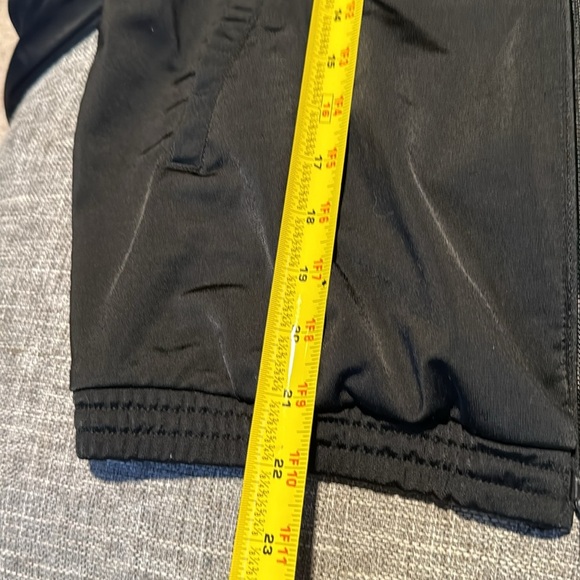 Women’s Adidas track jacket size small. New without tags. - Picture 8 of 12